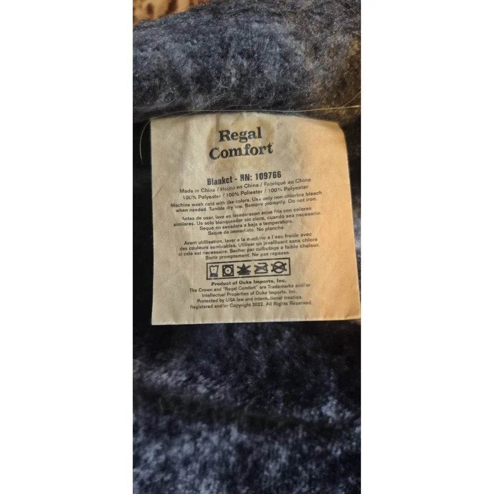 Regal Comfort JQ Licensing Eagle Blanket USA Flag Plush Faux Fur Throw Patriotic